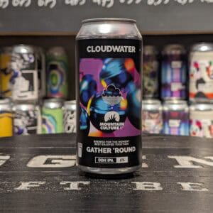 Can van Cloudwater Mountain Culture Gathers Round IPA met kleurrijk ontwerp.